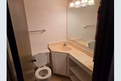 2450 W Good Hope Rd #49, Glendale, WI 53209 - Photo 20