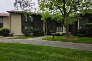 2450 W Good Hope Rd, Glendale, WI 53209 - Photo 22