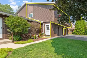 2421 Crosscreek Dr, Sheboygan, WI 53081 - Photo 20