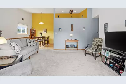 2421  Cross Creek Dr #D, Sheboygan, WI 53081 - Photo 10