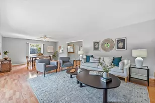 1930 N 121st St, Wauwatosa, WI 53226 - Photo 8