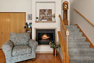 2415 Fox River Pkwy, Waukesha, WI 53189 - Photo 6