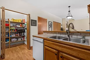 2415 Fox River Pkwy, Waukesha, WI 53189 - Photo 12