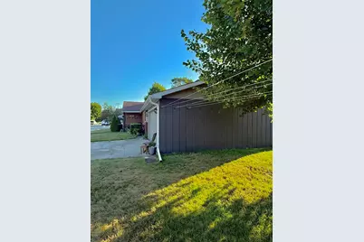 917  Cook St, Marinette, WI 54143 - Photo 34