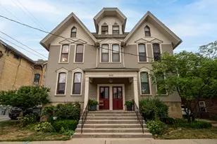 920 E Pleasant St, Milwaukee, WI 53202 - Photo 2