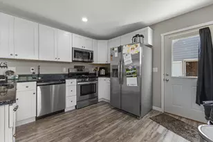 1905 34th St, Kenosha, WI 53140 - Photo 8