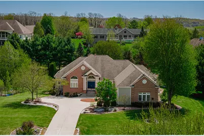 W251S5204  Poppy Fields Rd, Waukesha, WI 53189 - Photo 4