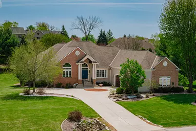 W251S5204  Poppy Fields Rd, Waukesha, WI 53189 - Photo 2
