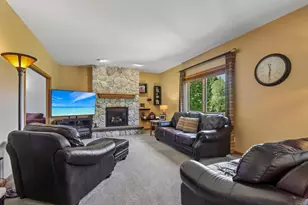 5120 Old Farm Rd, Racine, WI 53402 - Photo 10