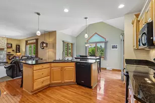 5120 Old Farm Rd, Racine, WI 53402 - Photo 16