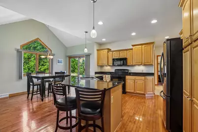 5120  Old Farm Rd, Racine, WI 53402 - Photo 14