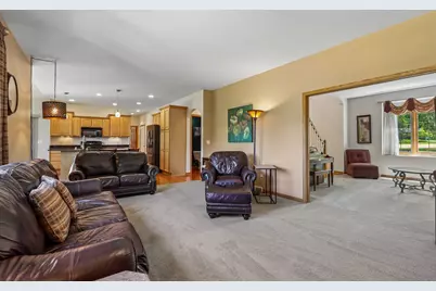 5120  Old Farm Rd, Racine, WI 53402 - Photo 8