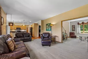 5120 Old Farm Rd, Racine, WI 53402 - Photo 8