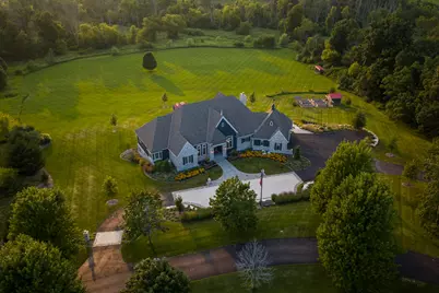 1433  Glendalough Ct, Erin, WI 53027 - Photo 2