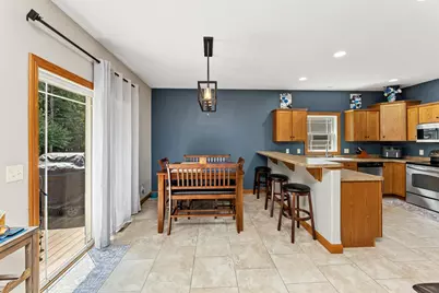 4086  Pineview St, Onalaska, WI 54650 - Photo 8