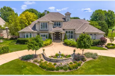 800 N Ponderosa Dr, Hartland, WI 53029 - Photo 1