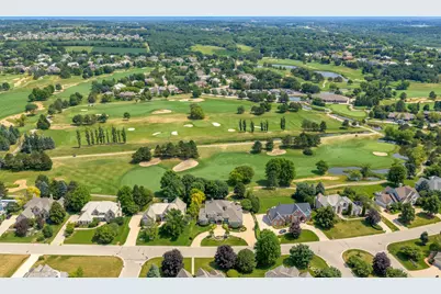800 N Ponderosa Dr, Hartland, WI 53029 - Photo 4