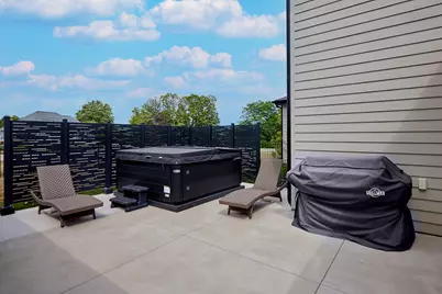 13680 W Upland Ridge Ct, New Berlin, WI 53151 - Photo 42