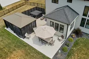 13680 W Upland Rdg Ct, New Berlin, WI 53151 - Photo 40