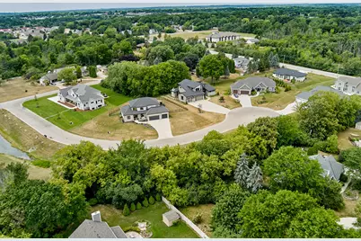 13680 W Upland Ridge Ct, New Berlin, WI 53151 - Photo 48
