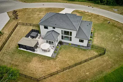 13680 W Upland Ridge Ct, New Berlin, WI 53151 - Photo 46