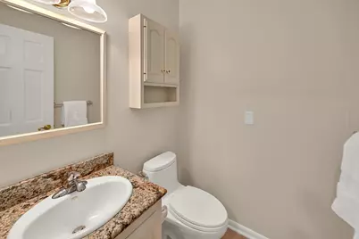 229 W Indian Creek Ct, Fox Point, WI 53217 - Photo 18