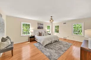 229 W Indian Creek Ct, Fox Point, WI 53217 - Photo 22