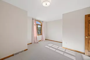 13510 W Edgewood Ct, New Berlin, WI 53151 - Photo 28