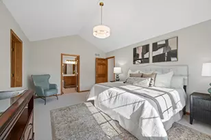 13510 W Edgewood Ct, New Berlin, WI 53151 - Photo 22