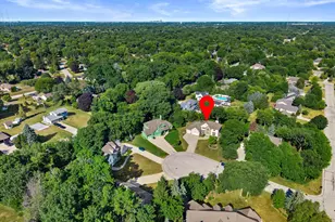 13510 W Edgewood Ct, New Berlin, WI 53151 - Photo 46