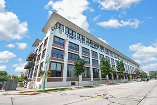 311 E Erie St, Milwaukee, WI 53202 - Photo 36