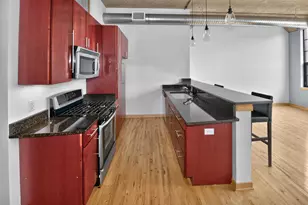 311 E Erie St, Milwaukee, WI 53202 - Photo 12
