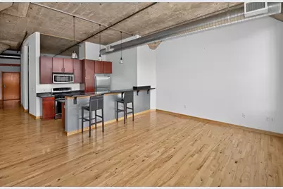 311 E Erie St #224, Milwaukee, WI 53202 - Photo 10