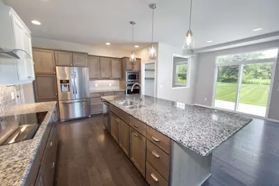 7850 W Mourning Dove Ln, Mequon, WI 53097 - Photo 10