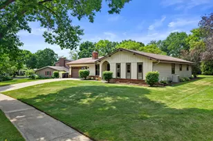732 S Grandview Blvd, Waukesha, WI 53188 - Photo 1