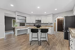 732 S Grandview Blvd, Waukesha, WI 53188 - Photo 10