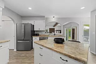 732 S Grandview Blvd, Waukesha, WI 53188 - Photo 14