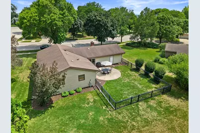 732 S Grandview Blvd, Waukesha, WI 53188 - Photo 36