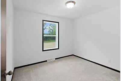 1278 E Bluff Rd, Whitewater, WI 53190 - Photo 14