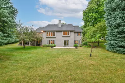 2203  Napa Trl, Waukesha, WI 53188 - Photo 24