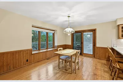 2203  Napa Trl, Waukesha, WI 53188 - Photo 8