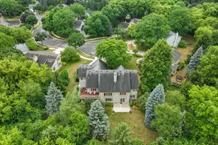 2203 Napa Trail, Waukesha, WI 53188 - Photo 28