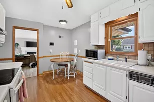 3704 77th St, Kenosha, WI 53142 - Photo 8