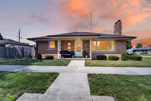 3704 77th St, Kenosha, WI 53142 - Photo 2