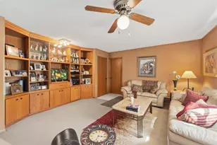 6684 N Atwahl Dr, Glendale, WI 53209 - Photo 4