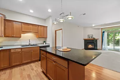 118 N 74th St #118, Milwaukee, WI 53213 - Photo 4