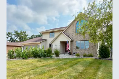 1253  Linden Kansasville Ln, Racine, WI 53139 - Photo 2