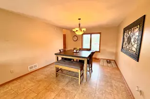 1253 Linden Ln, Racine, WI 53139 - Photo 14