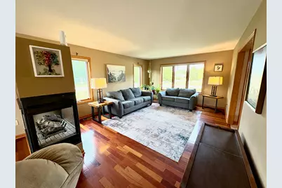 1253  Linden Kansasville Ln, Racine, WI 53139 - Photo 8