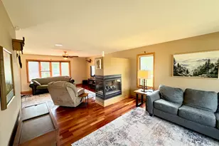 1253 Linden Ln, Racine, WI 53139 - Photo 10